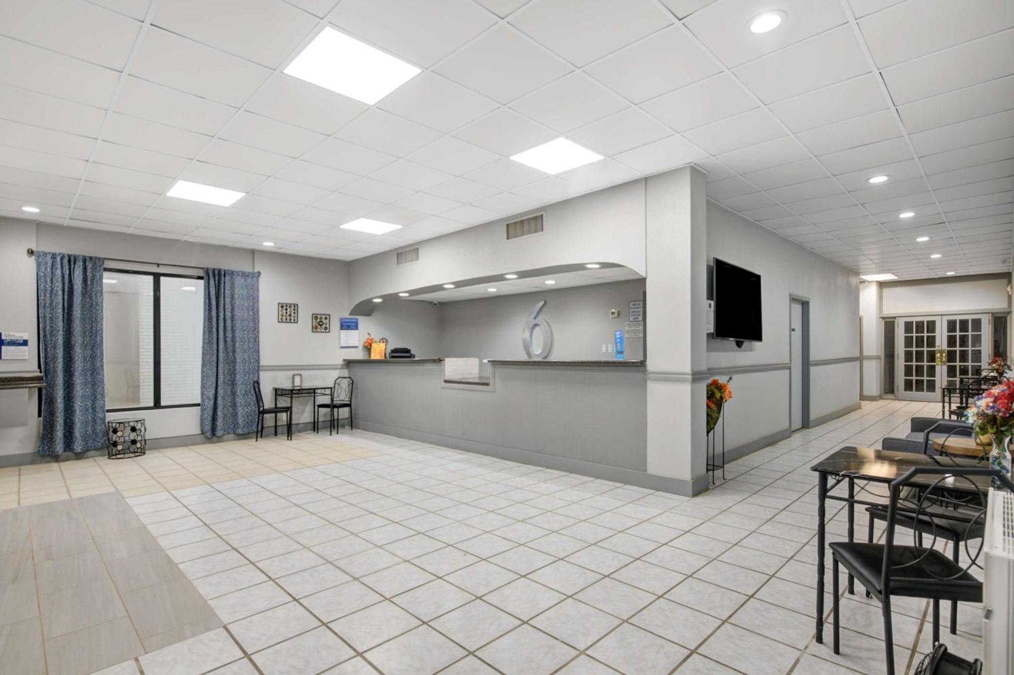 Motel 6 Chickasha, Ok Eksteriør billede